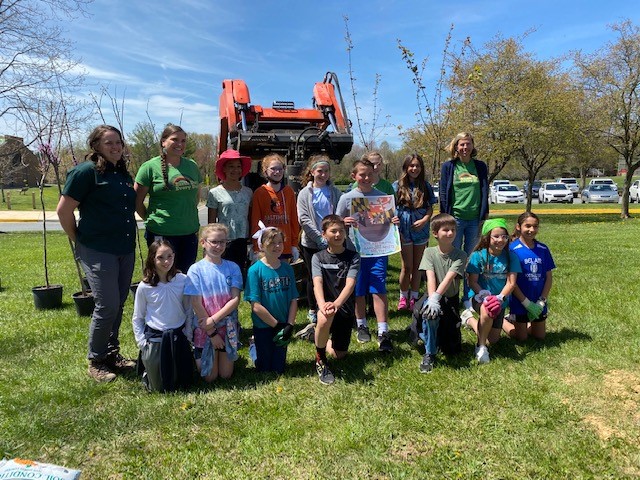 Ring Factory Elementary School Celebrates Earth Day