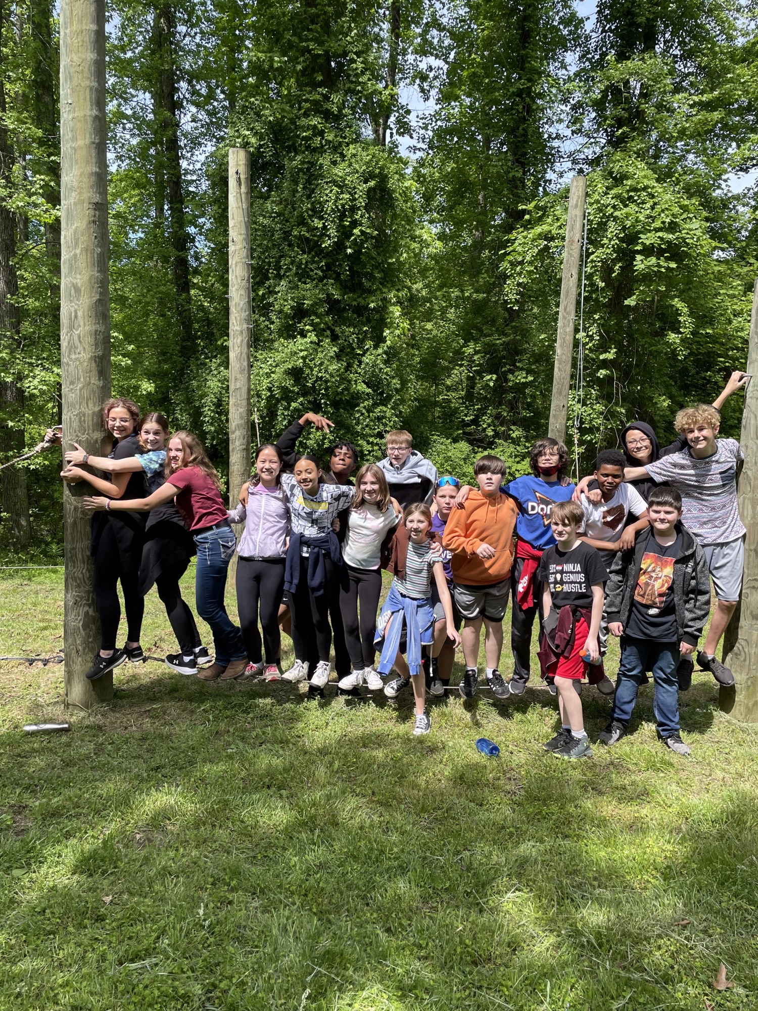 Magnolia Middle Students Work Together on Low Ropes Course